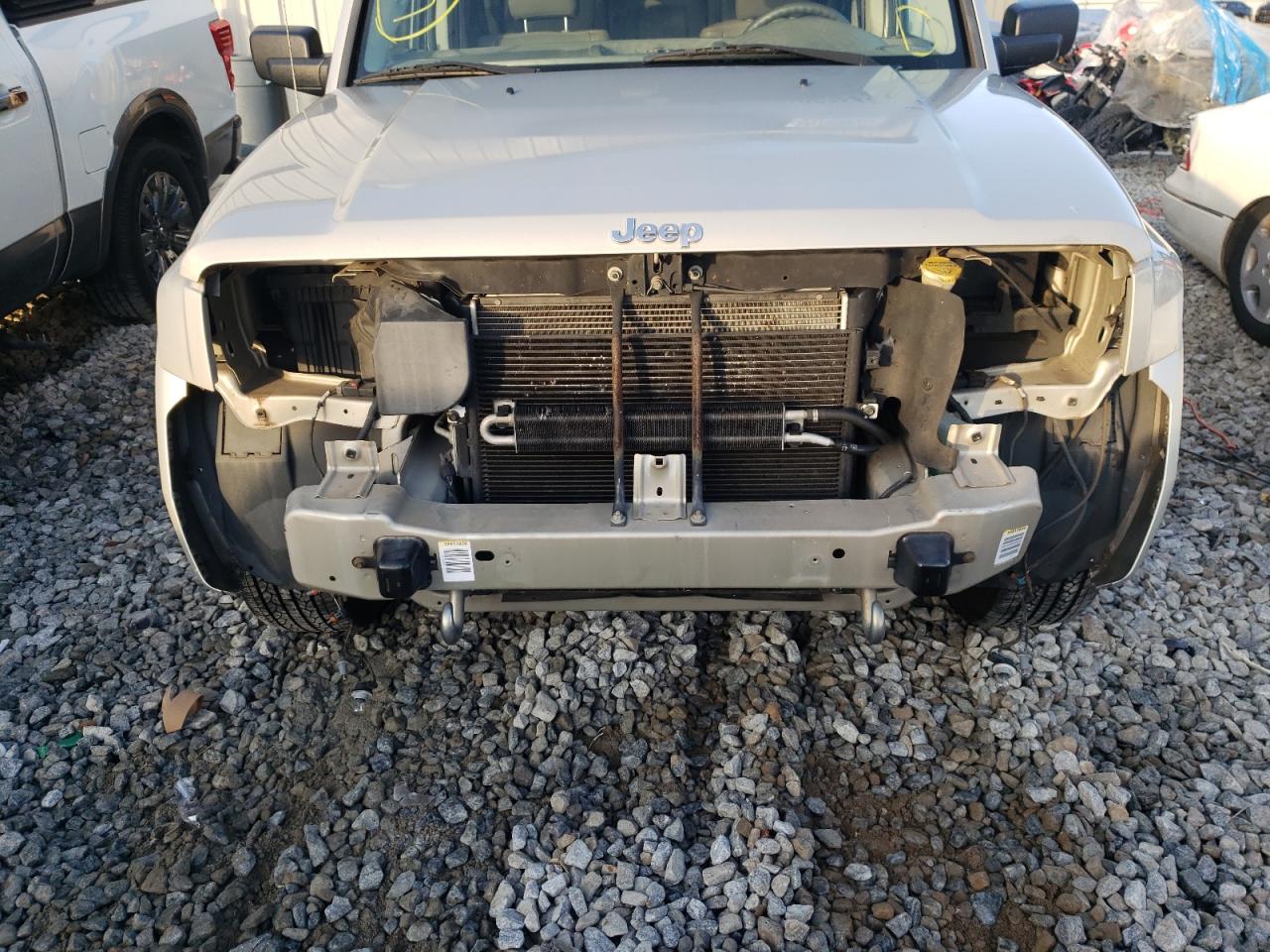 Photo 9 from auction – 2006 JEEP COMMANDER with VIN 1J8HH48K96C367178