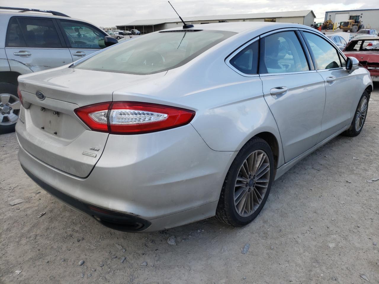 Photo 4 from auction – 2016 FORD FUSION SE with VIN 3FA6P0H96GR202902