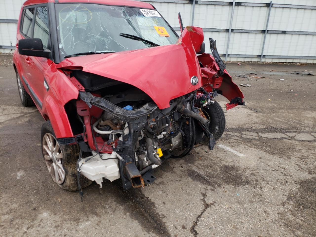 Photo 9 from auction – 2013 KIA SOUL with VIN KNDJT2A50D7573933