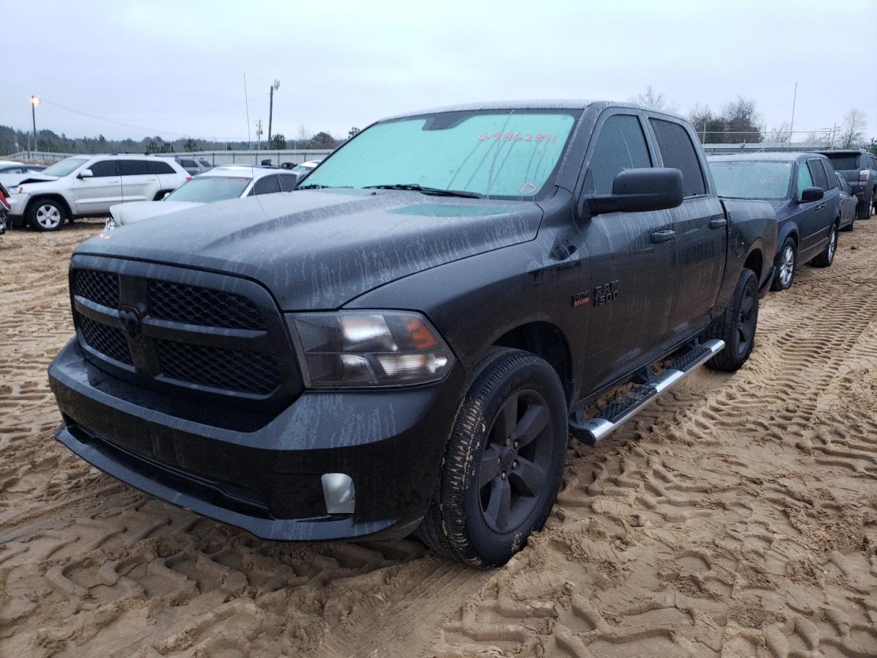 Photo 2 from auction – 2018 RAM 1500 ST with VIN 1C6RR6KT2JS194972