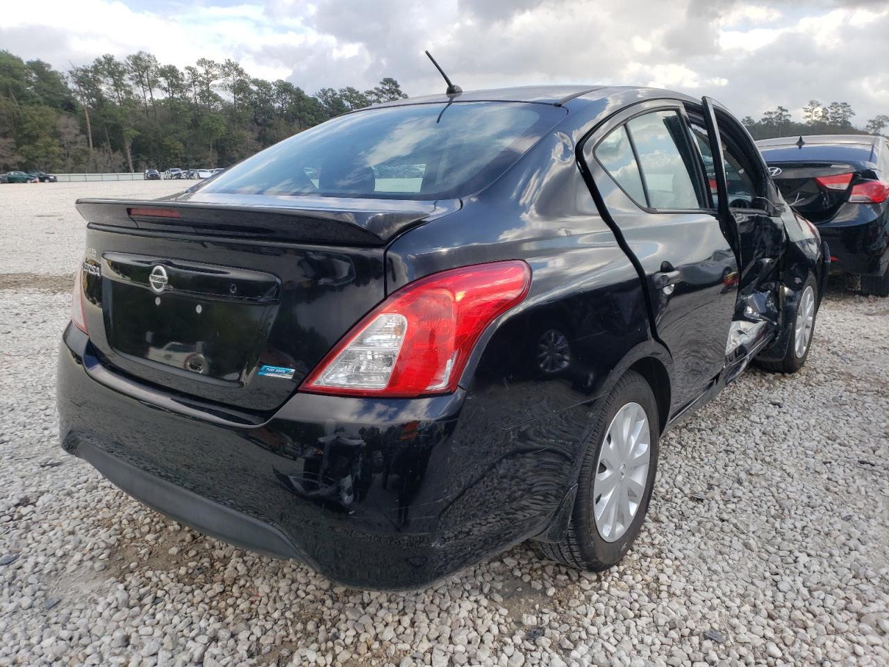 Photo 4 from auction – 2015 NISSAN VERSA with VIN 3N1CN7AP6FL823629