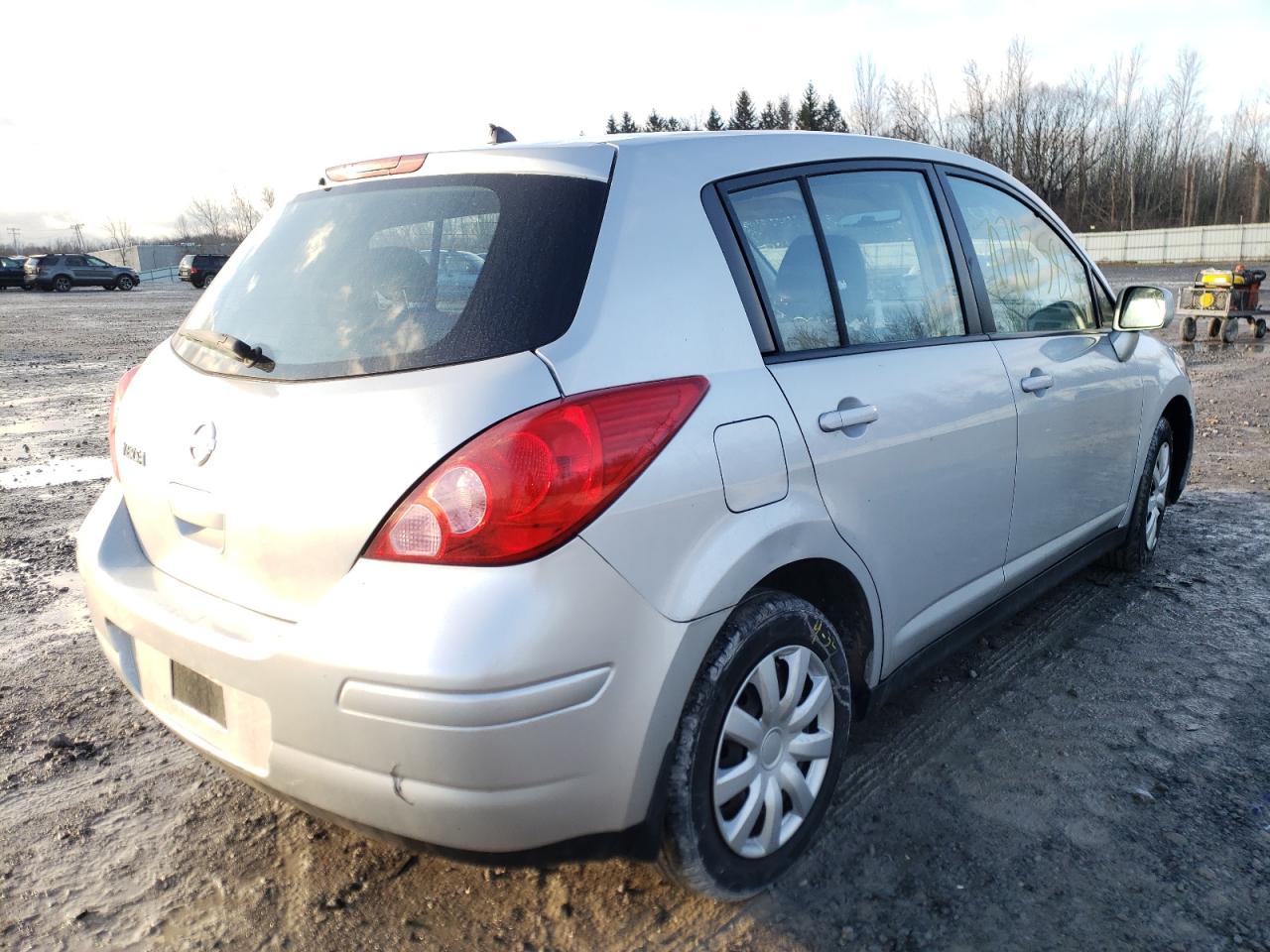 Photo 4 from auction – 2008 NISSAN VERSA S with VIN 3N1BC13E58L412865