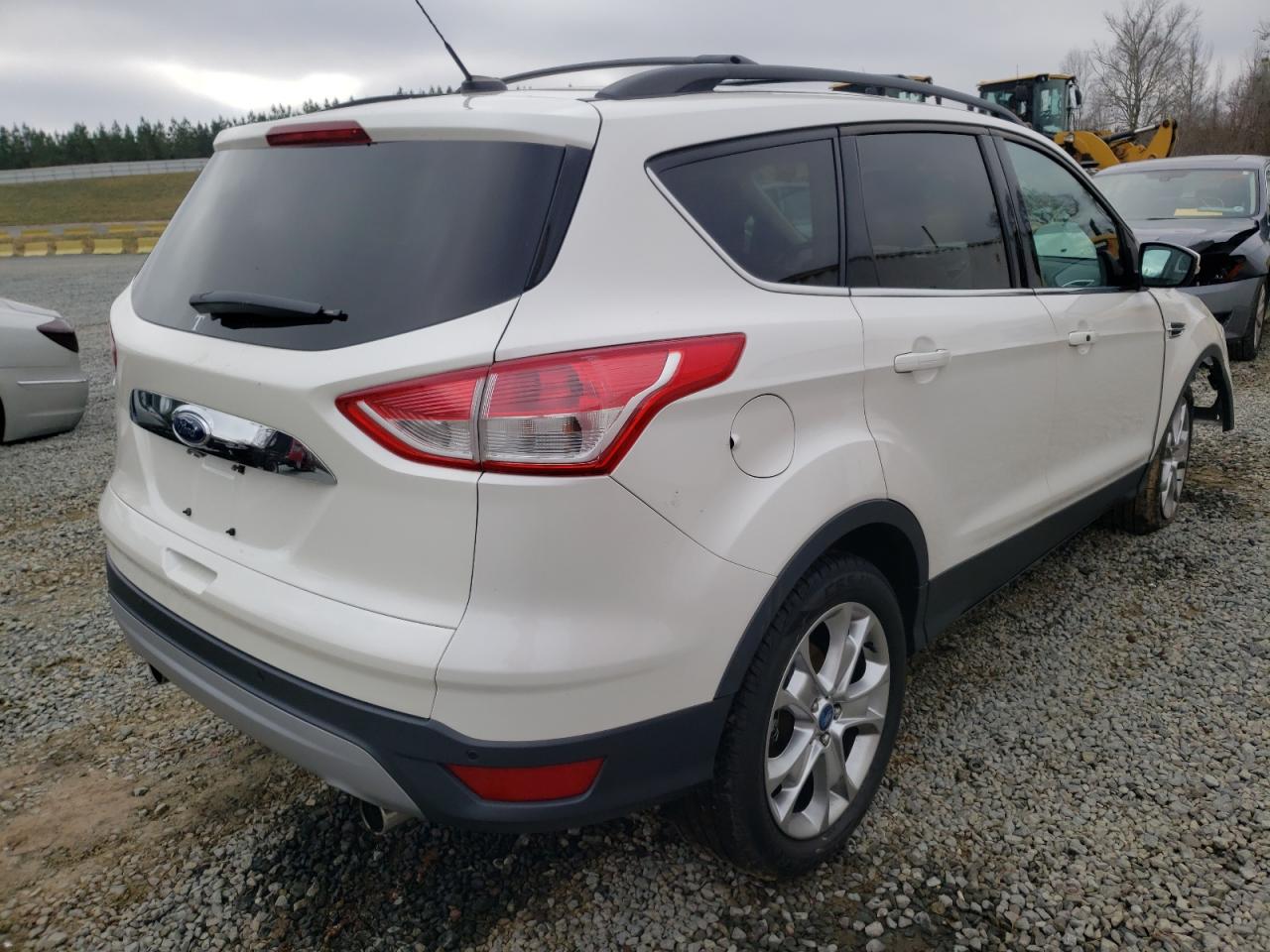 Photo 4 from auction – 2013 FORD ESCAPE SEL with VIN 1FMCU0HX3DUC10900