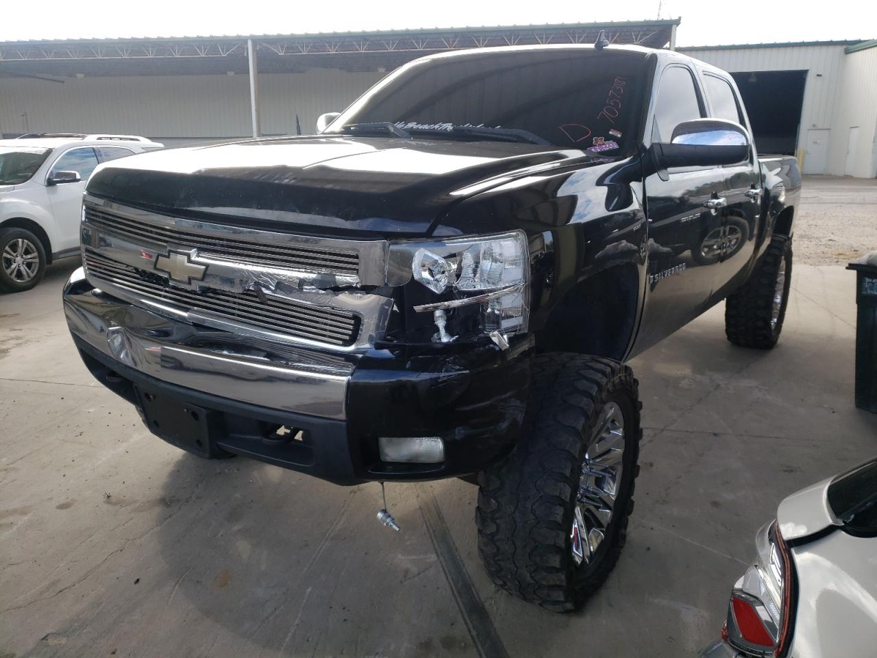Photo 2 from auction – 2008 CHEVROLET SILVERADO with VIN 3GCEK13398G259153