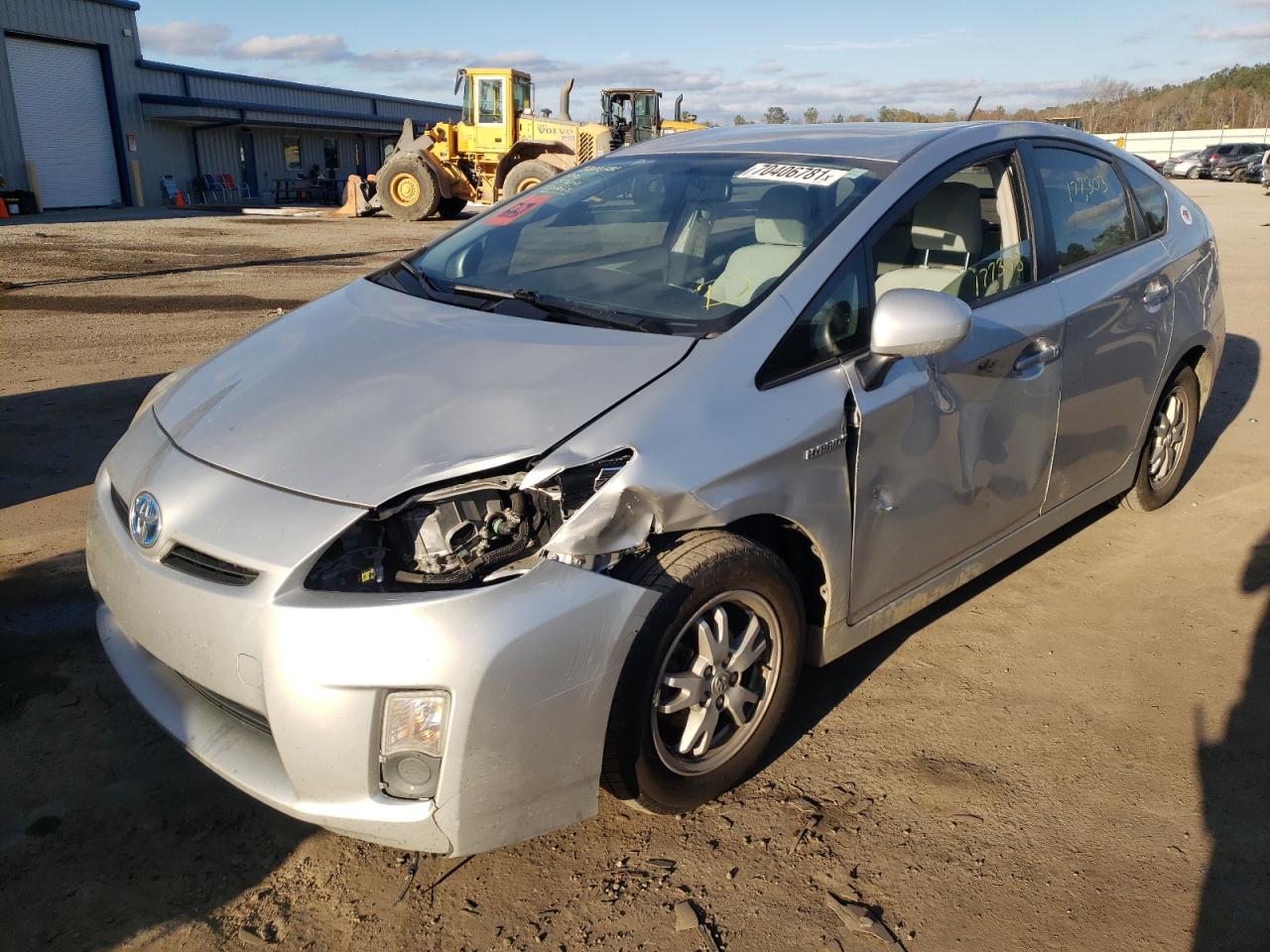 Photo 2 from auction – 2011 TOYOTA PRIUS with VIN JTDKN3DU5B1419094