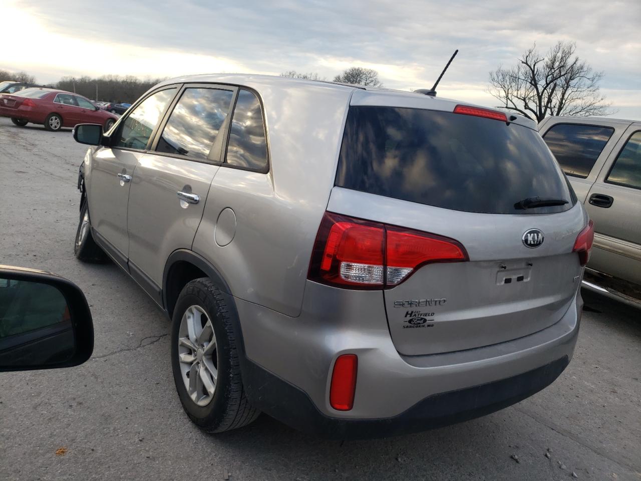 Photo 3 from auction – 2015 KIA SORENTO LX with VIN 5XYKT3A67FG575509
