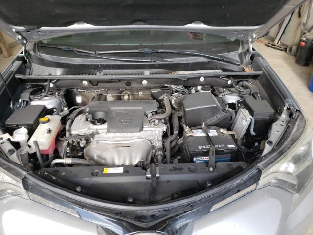 Photo 7 from auction – 2016 TOYOTA RAV4 XLE with VIN 2T3RFREV5GW498295