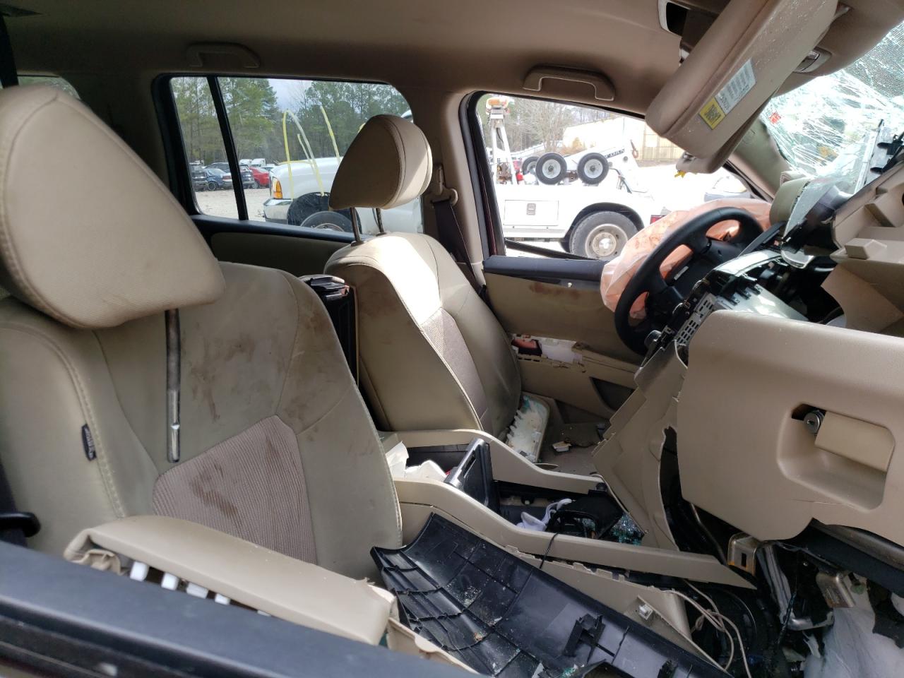 Фото 5 с аукциона – 2014 HONDA PILOT EX с VIN 5FNYF4H43EB053705