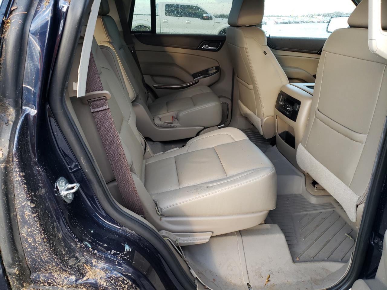 Photo 6 from auction – 2020 GMC YUKON SLT with VIN 1GKS2BKC1LR136745