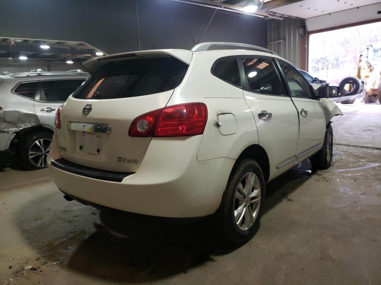 Photo 4 from auction – 2012 NISSAN ROGUE S with VIN JN8AS5MV4CW420223