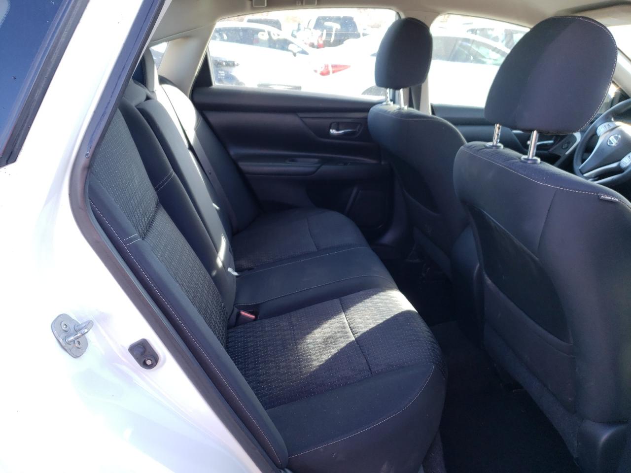 Photo 6 from auction – 2016 NISSAN ALTIMA 2.5 with VIN 1N4AL3AP2GN358132