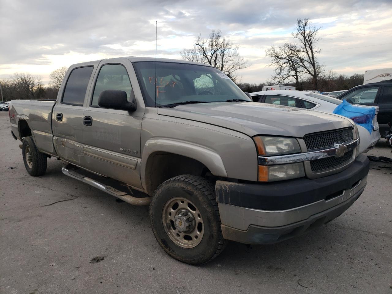 CHEVROLET SILVERADO 2003 with VIN 1GCHK23U83F252314 - Photo from auction