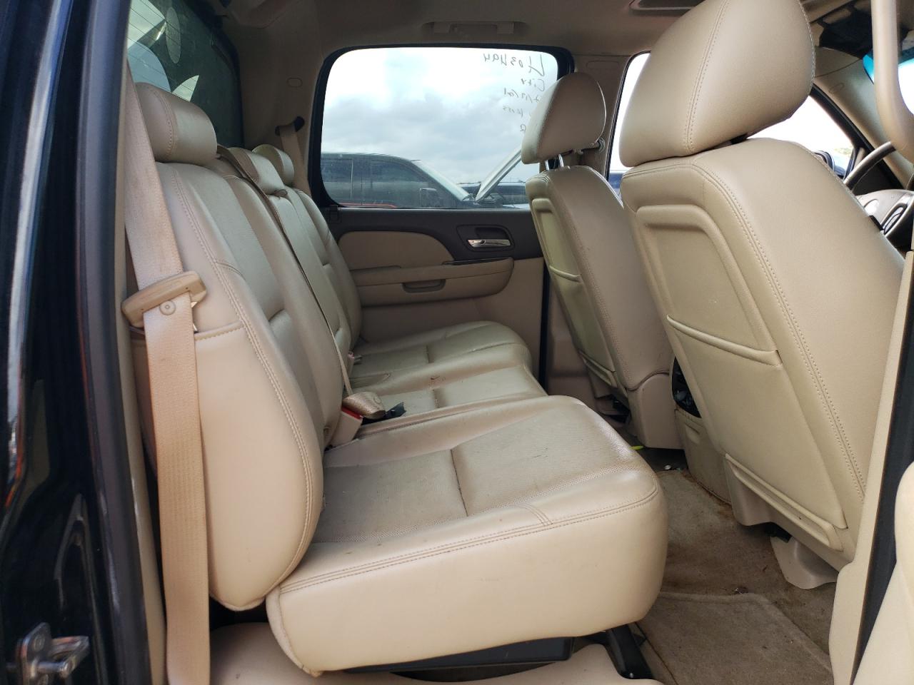 Photo 6 from auction – 2013 CHEVROLET AVALANCHE with VIN 3GNMCGE08DG271004