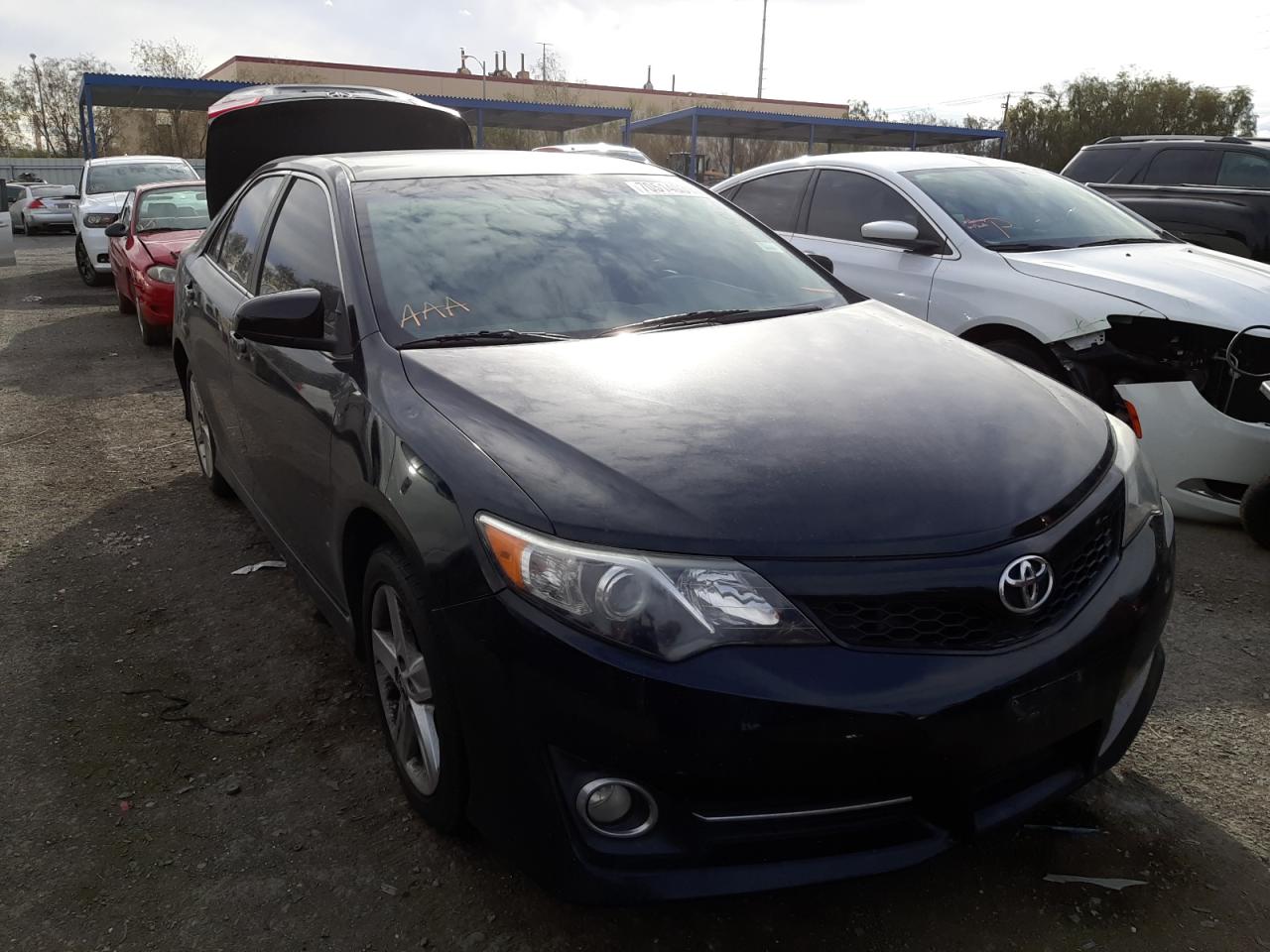 Photo 1 from auction – 2014 TOYOTA CAMRY L with VIN 4T1BF1FK7EU392914