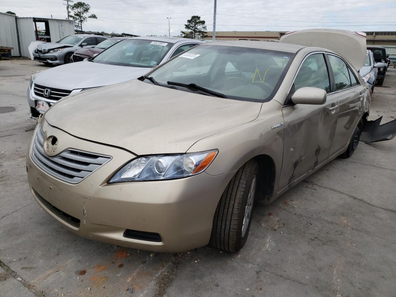 Photo 2 from auction – 2007 TOYOTA CAMRY HYBR with VIN JTNBB46K073043888