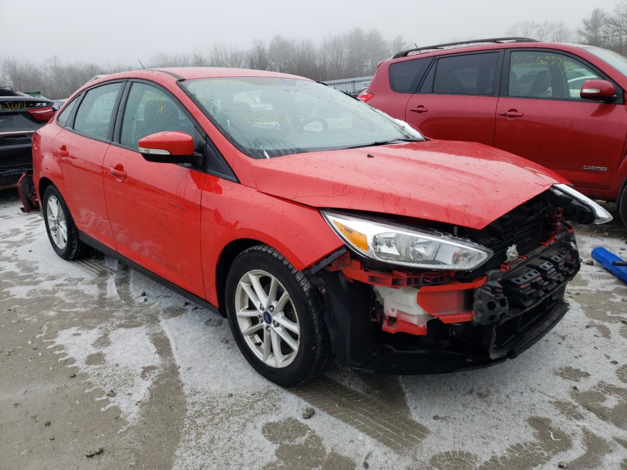 FORD FOCUS SE 2016 with VIN 1FADP3F28GL353978 - Photo from auction