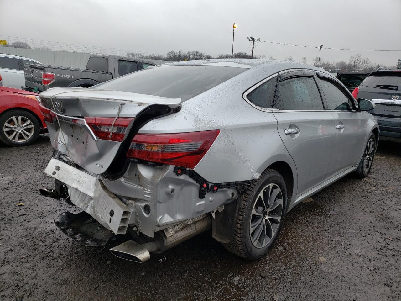 Photo 4 from auction – 2016 TOYOTA AVALON XLE with VIN 4T1BK1EB3GU196467