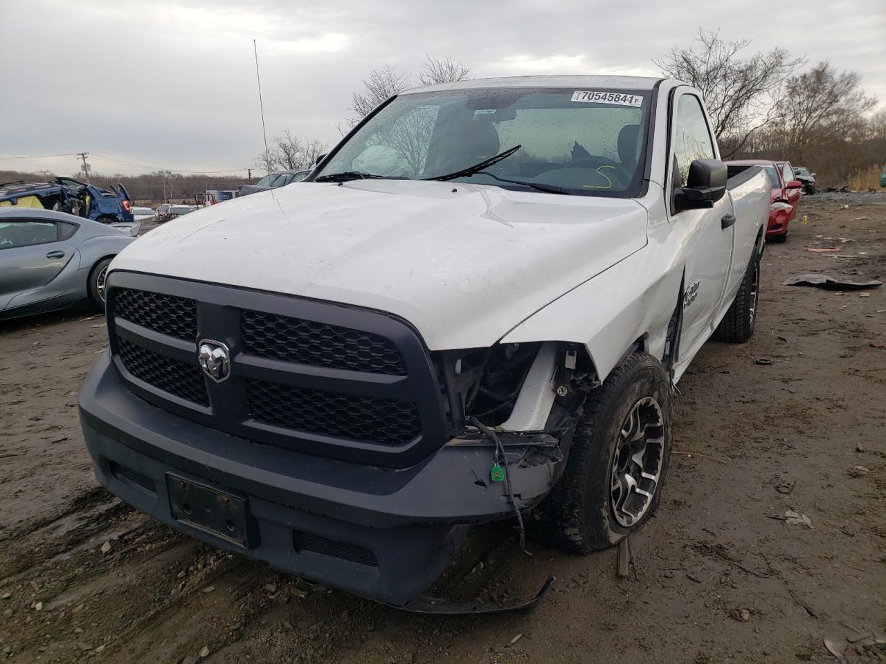 Photo 2 from auction – 2013 RAM 1500 ST with VIN 3C6JR6DGXDG519019