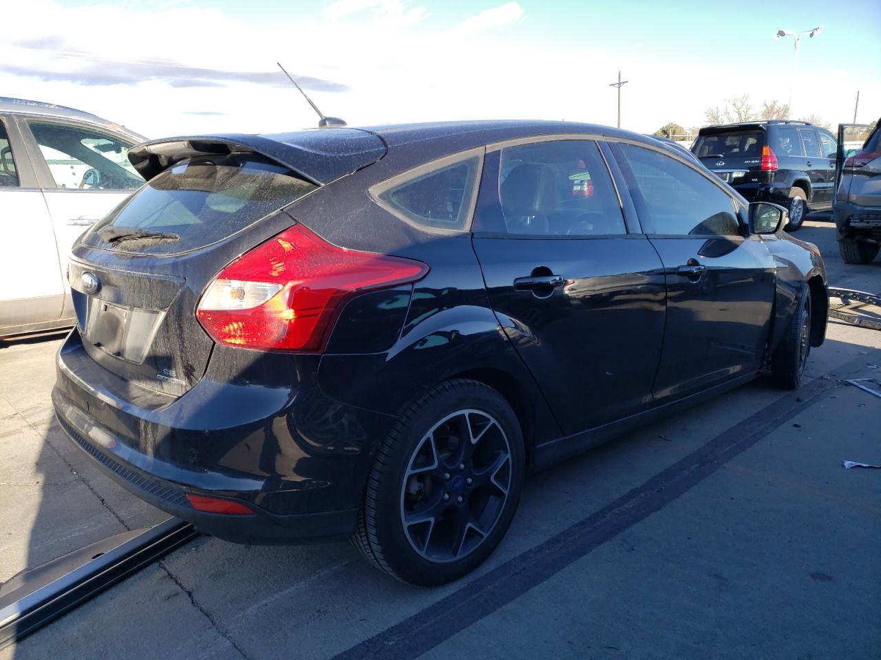 Photo 4 from auction – 2013 FORD FOCUS SE with VIN 1FADP3K27DL114259