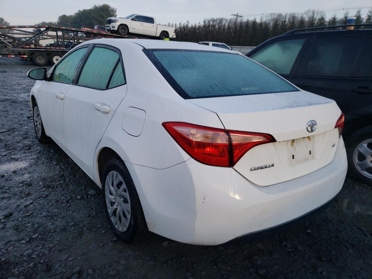 Photo 3 from auction – 2017 TOYOTA COROLLA L with VIN 2T1BURHE5HC956500