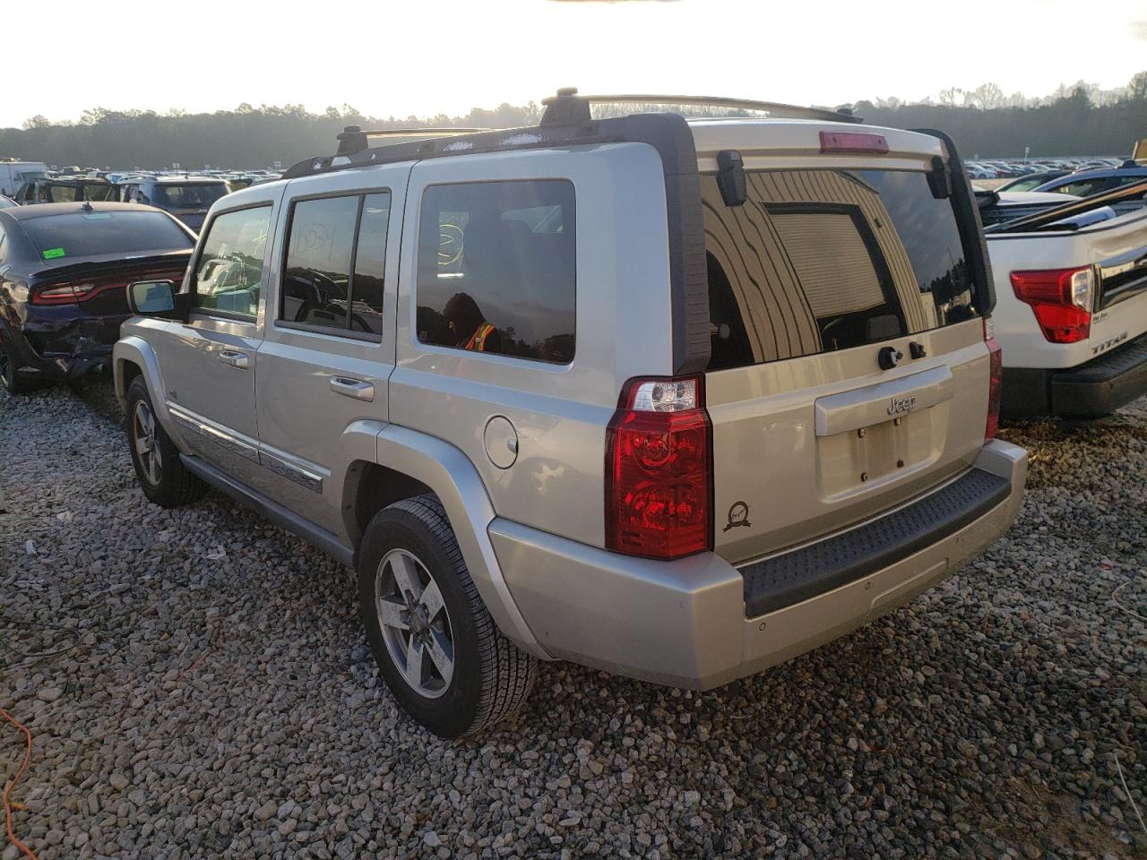 Photo 3 from auction – 2006 JEEP COMMANDER with VIN 1J8HH48K96C367178