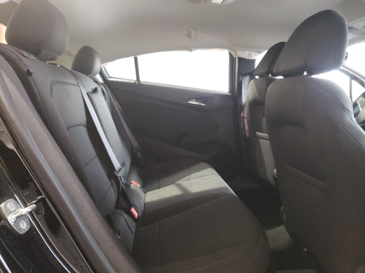 Photo 6 from auction – 2017 CHEVROLET CRUZE LT with VIN 3G1BE6SM4HS576958