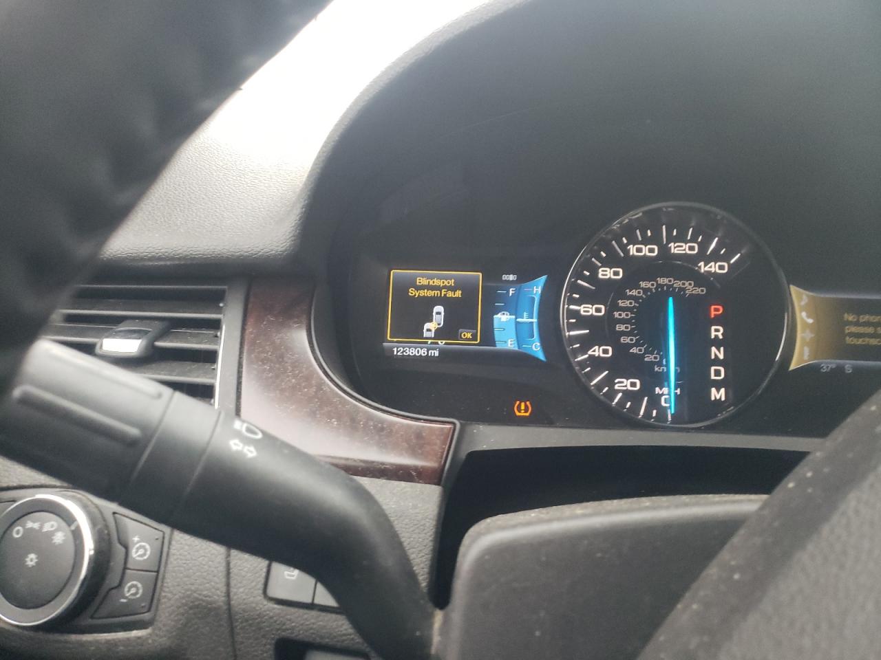 Photo 8 from auction – 2011 FORD EDGE LIMIT with VIN 2FMDK4KCXBBA19128
