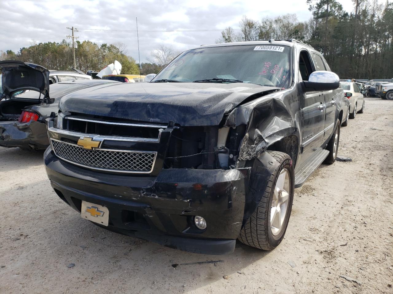 Photo 2 from auction – 2013 CHEVROLET AVALANCHE with VIN 3GNMCGE08DG271004
