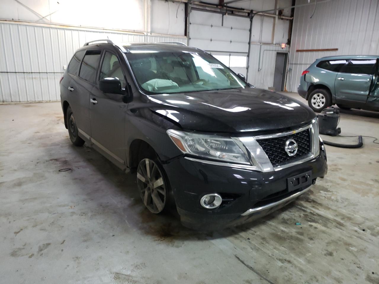 NISSAN PATHFINDER 2015 con VIN 5N1AR2MM2FC603540 - Foto de la subasta
