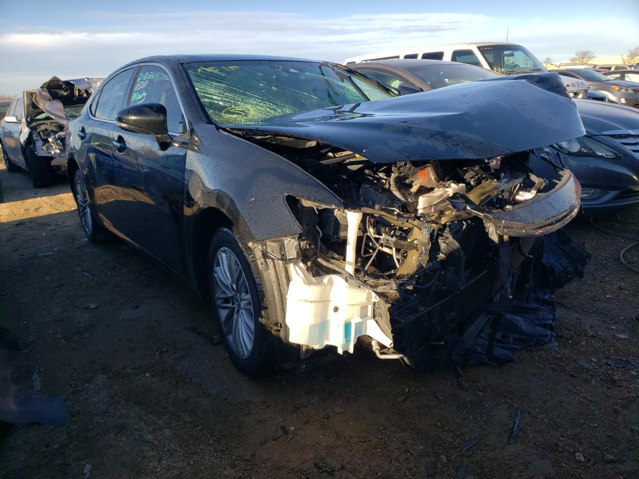 LEXUS ES 350 2016 with VIN 58ABK1GG8GU014232 - Photo from auction
