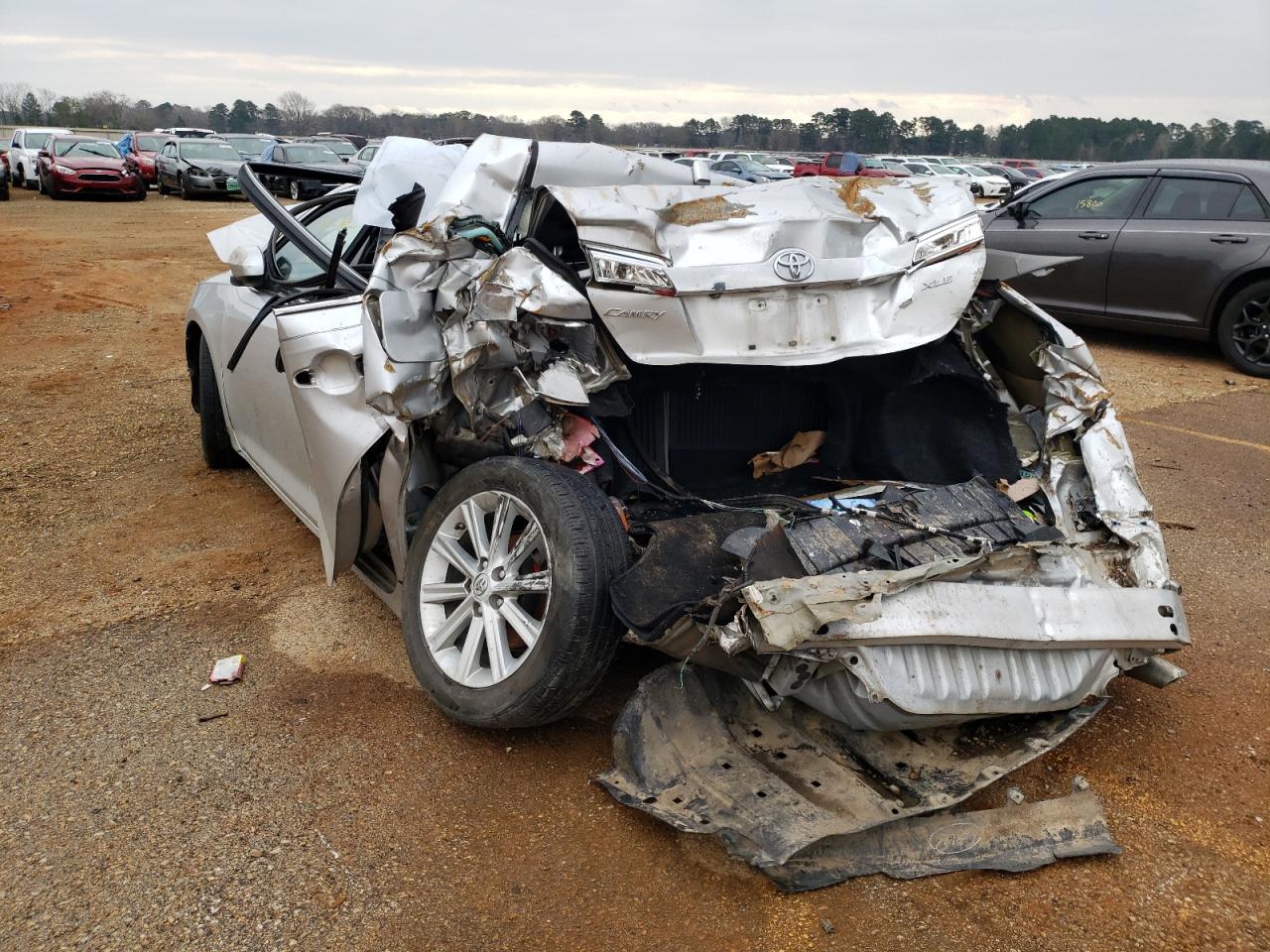 Photo 3 from auction – 2014 TOYOTA CAMRY L with VIN 4T1BF1FK9EU739143