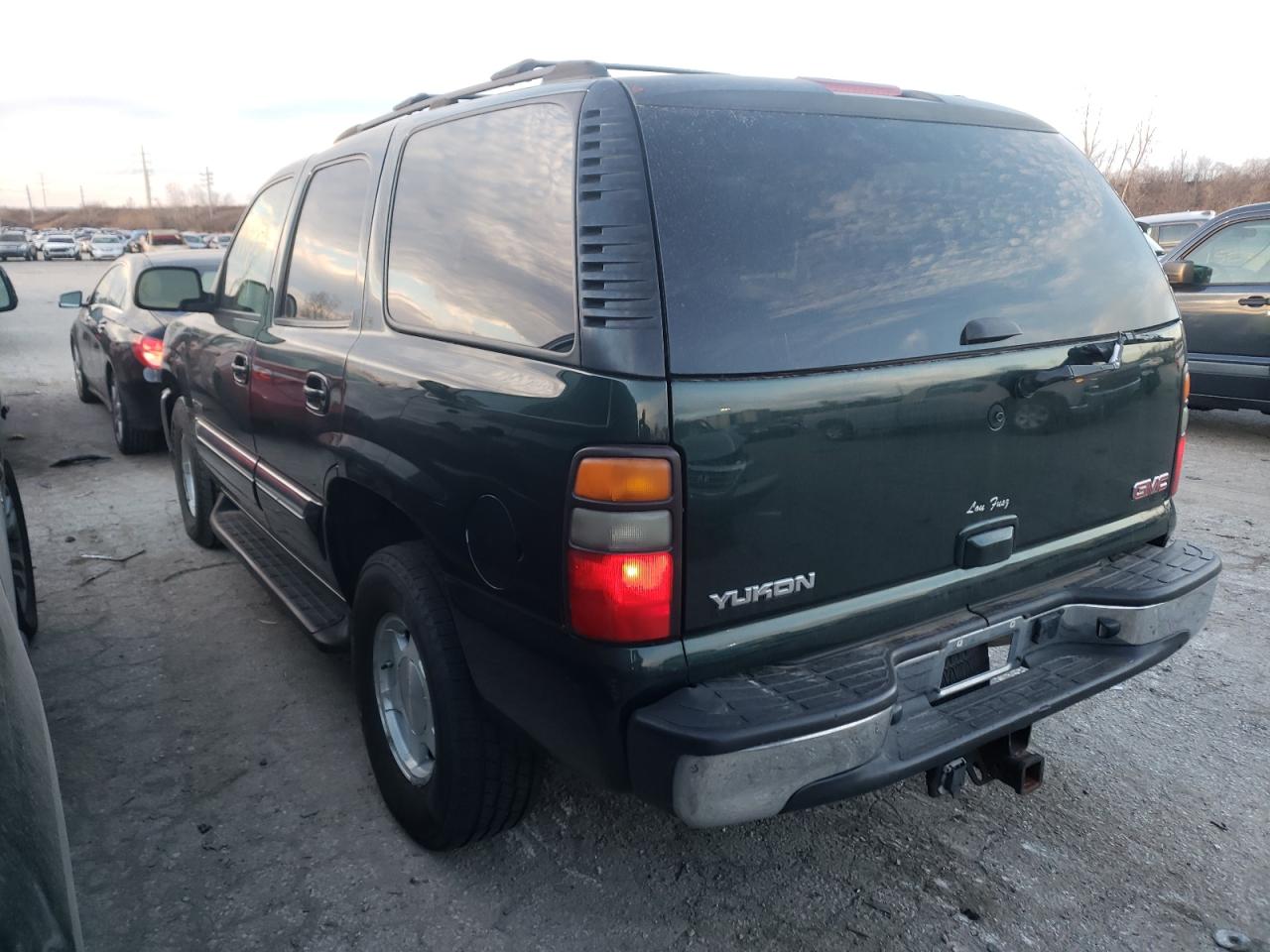 Photo 3 from auction – 2004 GMC YUKON with VIN 1GKEK13Z04J242761