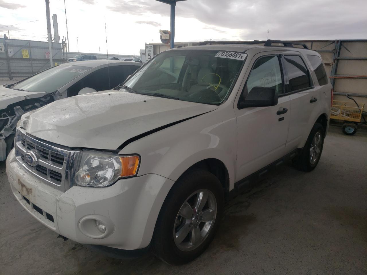 Photo 2 from auction – 2010 FORD ESCAPE XLT with VIN 1FMCU9DG0AKA63260