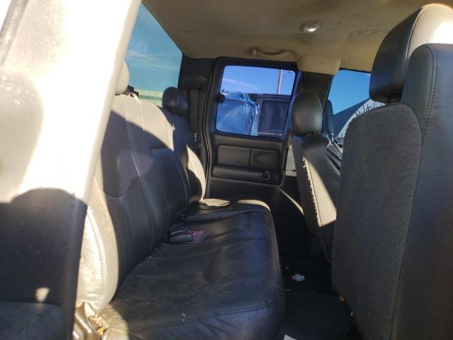 Photo 6 from auction – 2004 CHEVROLET SILVERADO with VIN 1GCEC19XX4Z329972