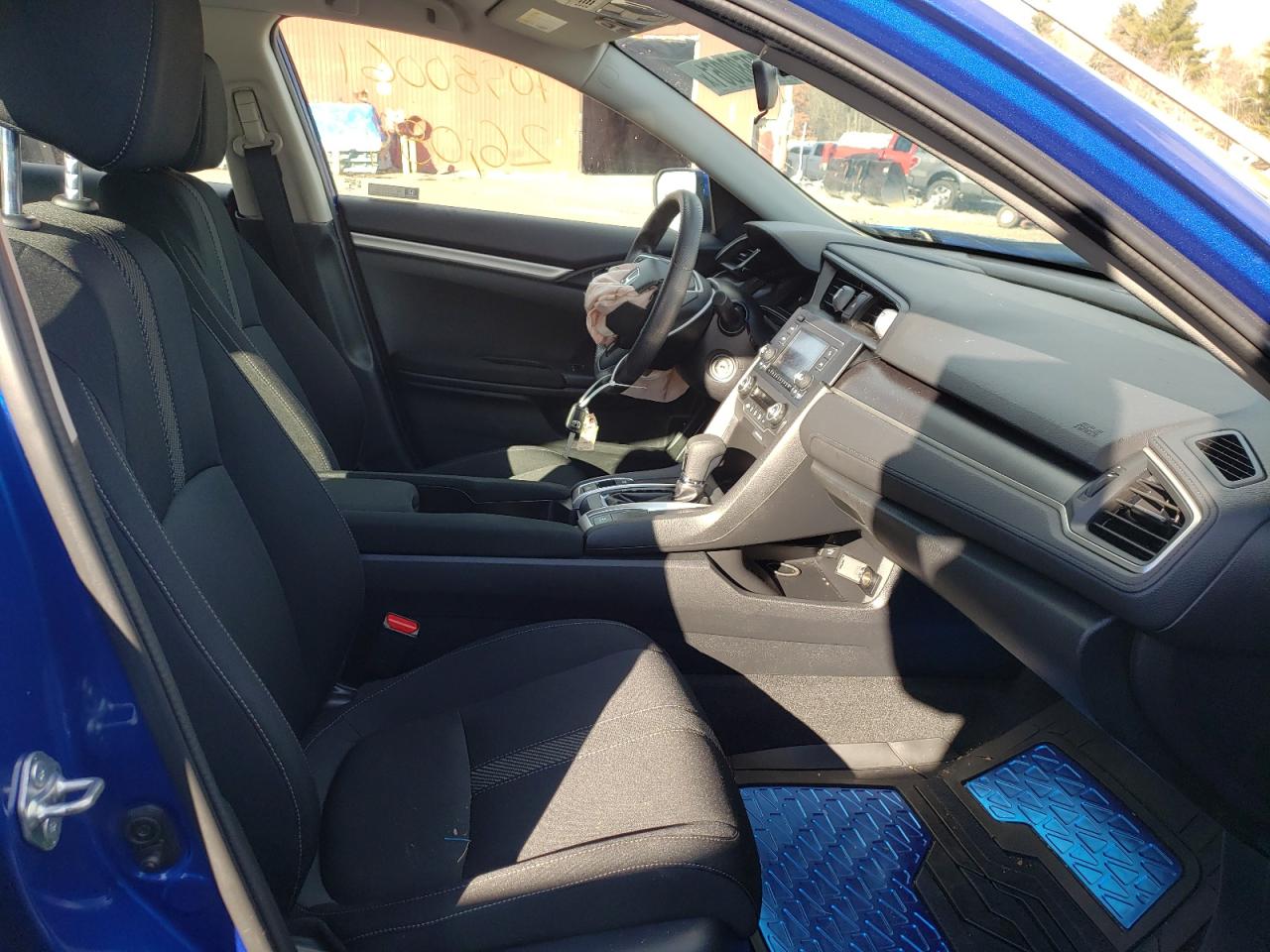Photo 5 from auction – 2018 HONDA CIVIC LX with VIN 2HGFC2F54JH584093