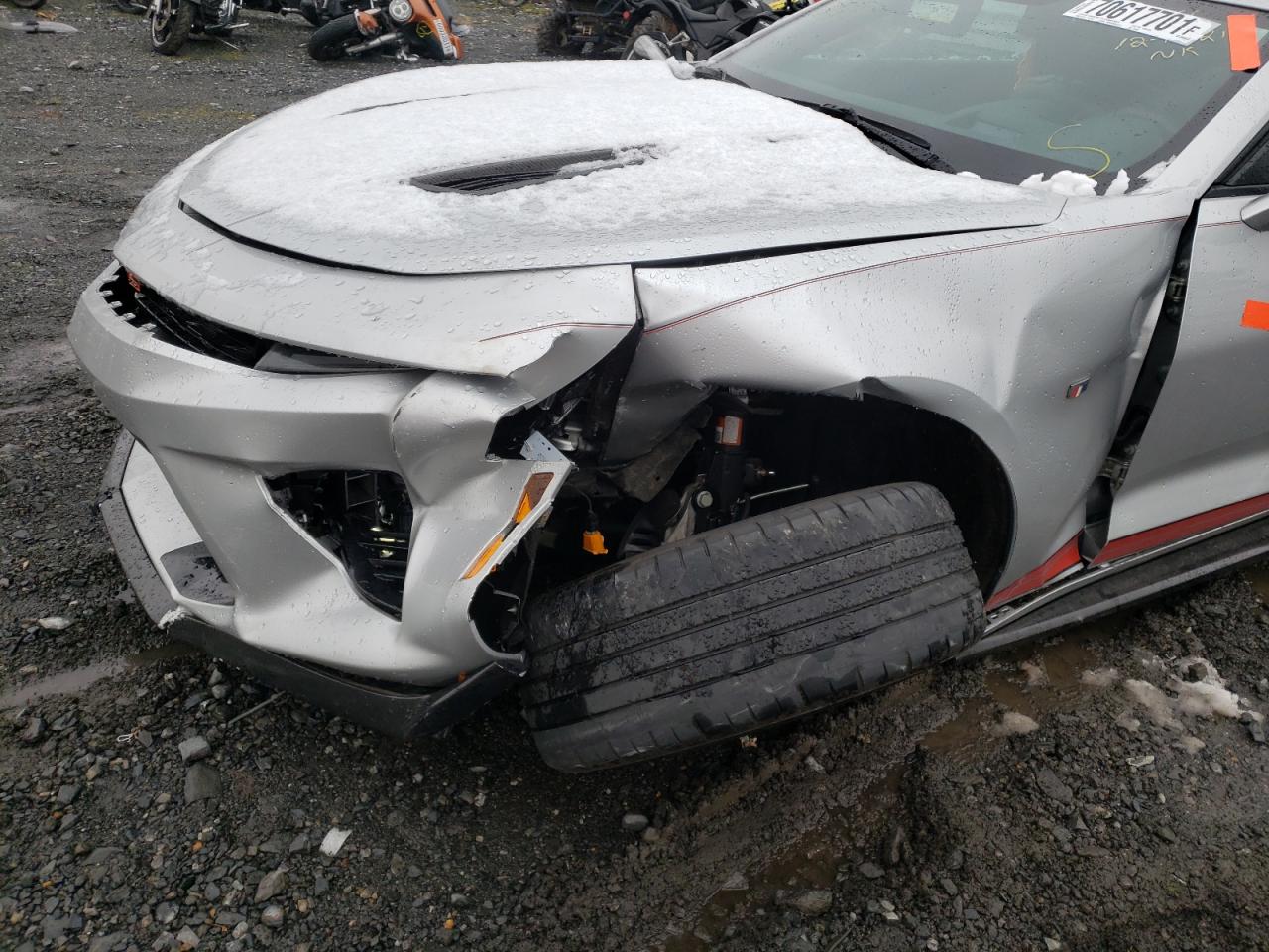 Photo 9 from auction – 2016 CHEVROLET CAMARO SS with VIN 1G1FG3D76G0154763