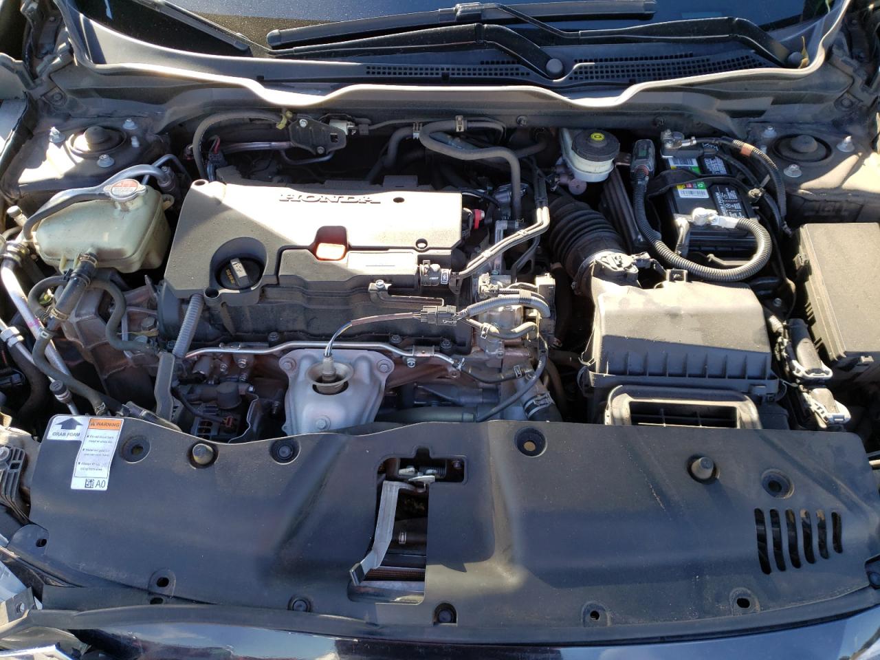 Photo 7 from auction – 2016 HONDA CIVIC LX with VIN 19XFC2F54GE074880