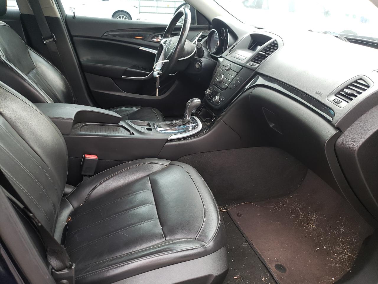 Photo 5 from auction – 2011 BUICK REGAL CXL with VIN 2G4GV5EV2B9196027