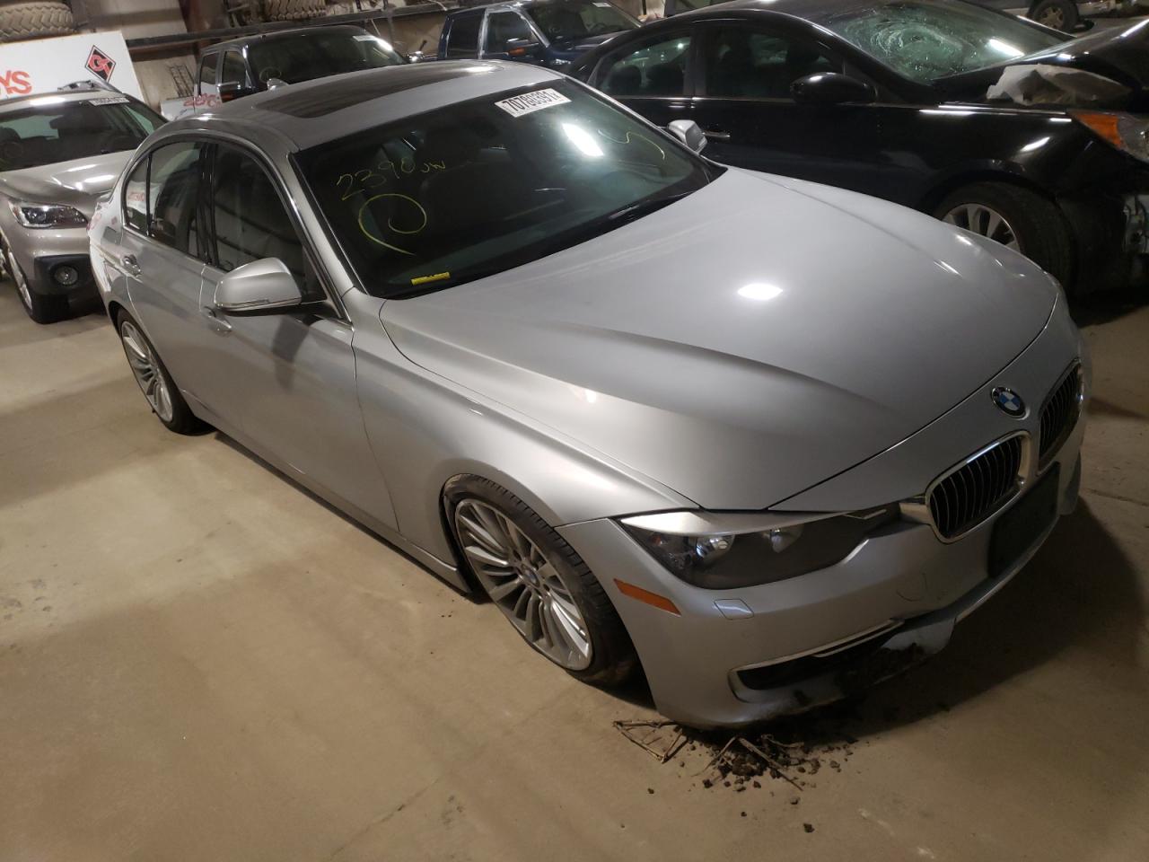 BMW 328 XI 2015 with VIN WBA3B3G52FNR87008 - Photo from auction