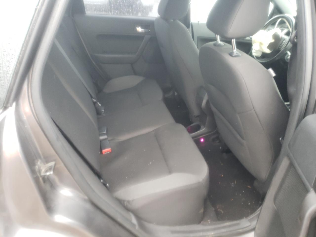 Photo 6 from auction – 2010 FORD FOCUS SES with VIN 1FAHP3GN4AW169668