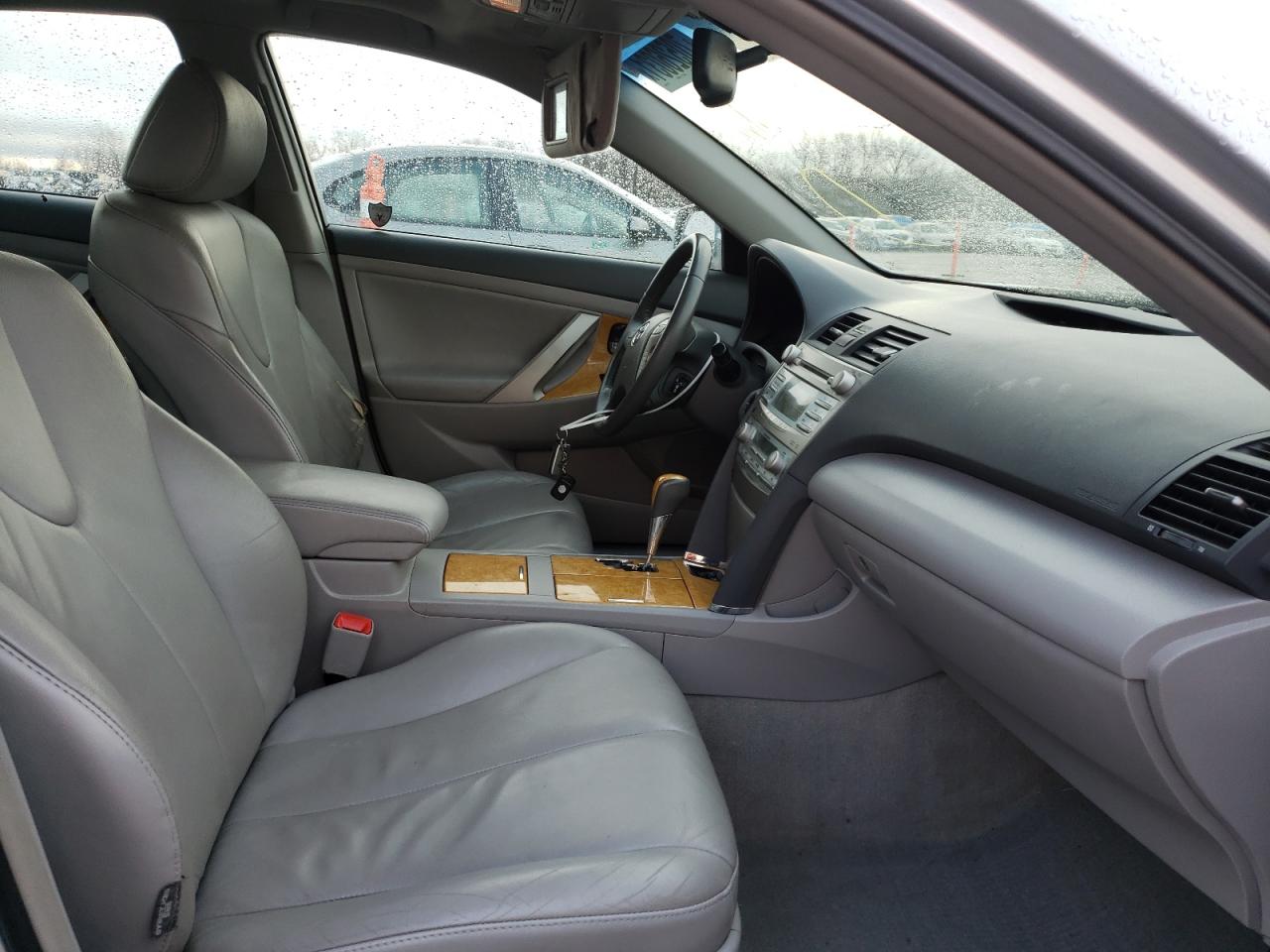Photo 5 from auction – 2007 TOYOTA CAMRY LE with VIN 4T1BK46K27U035480