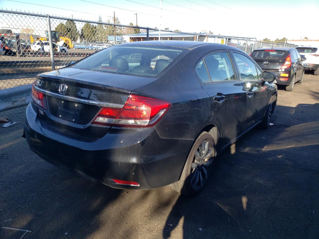 Photo 4 from auction – 2014 HONDA CIVIC EXL with VIN 19XFB2F92EE274112