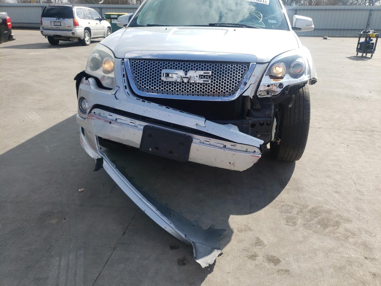 Photo 9 from auction – 2012 GMC ACADIA DEN with VIN 1GKKRTED4CJ200605