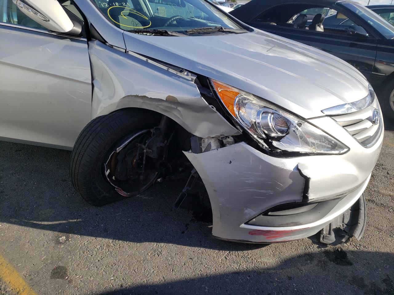 Photo 9 from auction – 2014 HYUNDAI SONATA GLS with VIN 5NPEB4AC1EH867191