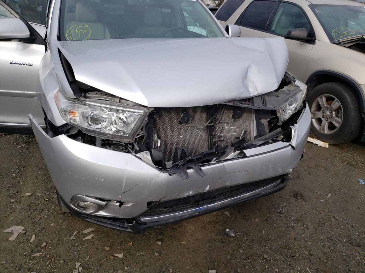 Photo 7 from auction – 2012 TOYOTA HIGHLANDER with VIN 5TDDK3EH2CS096825