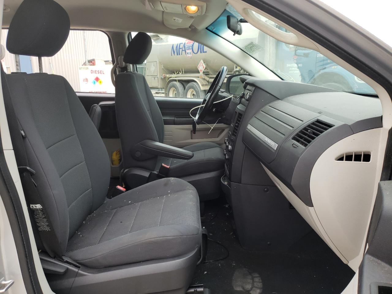 Photo 5 from auction – 2008 DODGE GRAND CARA with VIN 1D8HN44H98B193634