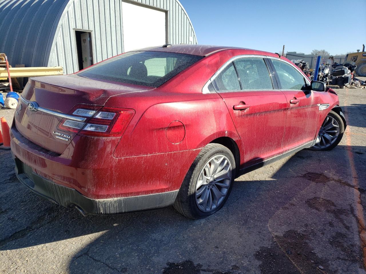 Photo 4 from auction – 2013 FORD TAURUS LIM with VIN 1FAHP2F81DG166764