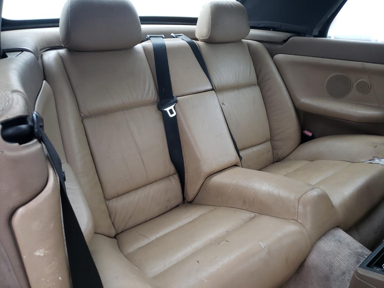 Photo 6 from auction – 1998 BMW 323 IC with VIN WBABJ7337WEA17510
