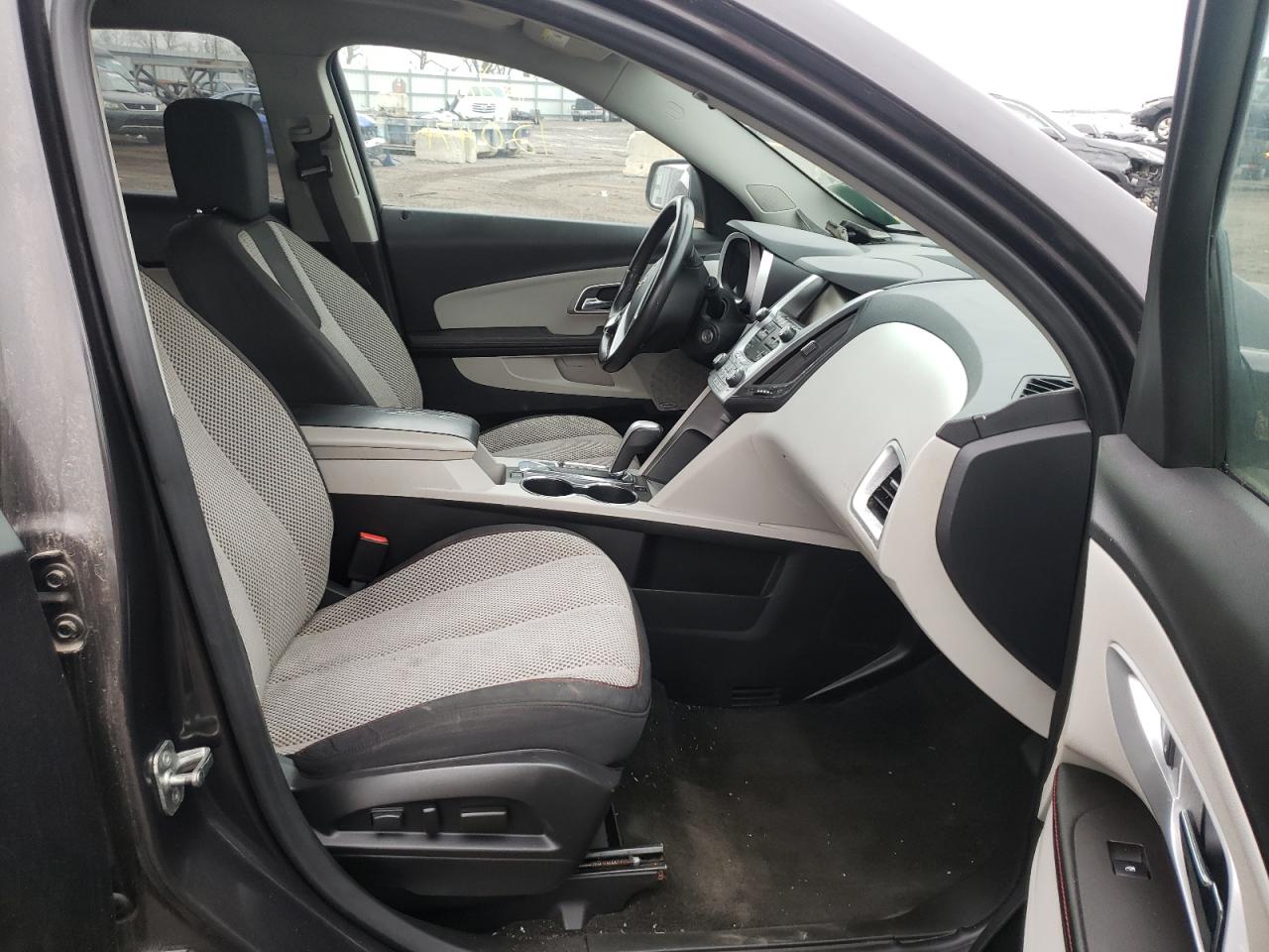 Photo 5 from auction – 2015 CHEVROLET EQUINOX LT with VIN 2GNALCEK3F6295397