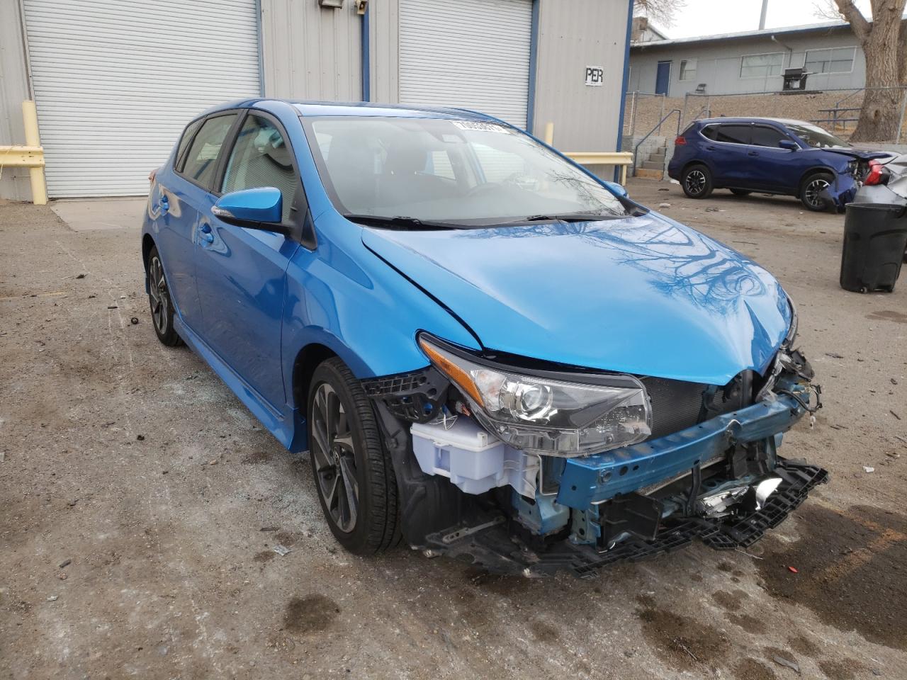 TOYOTA COROLLA 2018 with VIN JTNKARJE2JJ555611 - Photo from auction